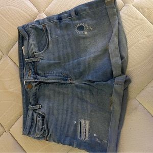 High waisted blue jean shorts